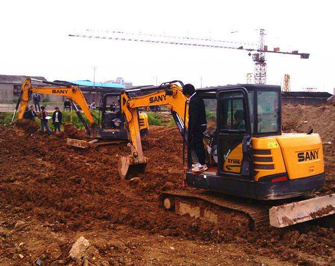 川汇区挖掘机培训学校